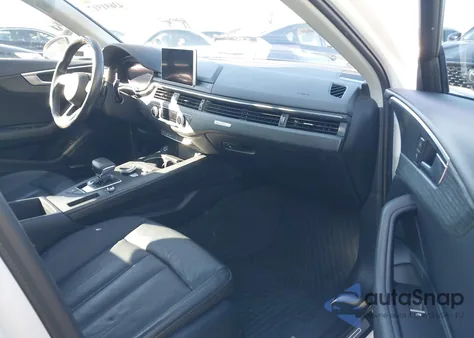 2017 Audi A4 2.0T Premium z USA, uszkodzony, nr VIN WAUENAF45HN054087